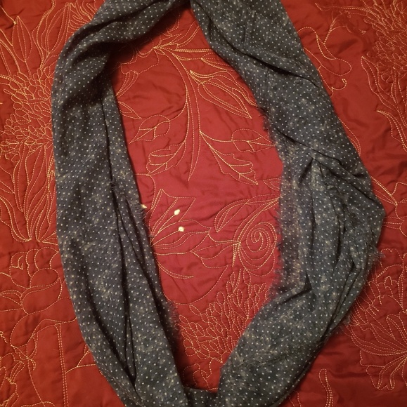 AE Infinity Scarf - Picture 3 of 3